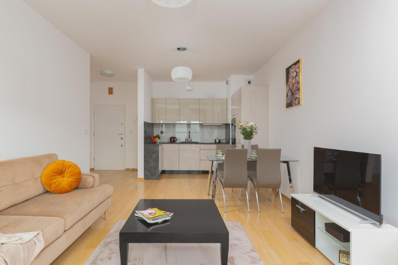 Dzielna Apartment Warsaw Wola By Noclegi Renters Екстер'єр фото